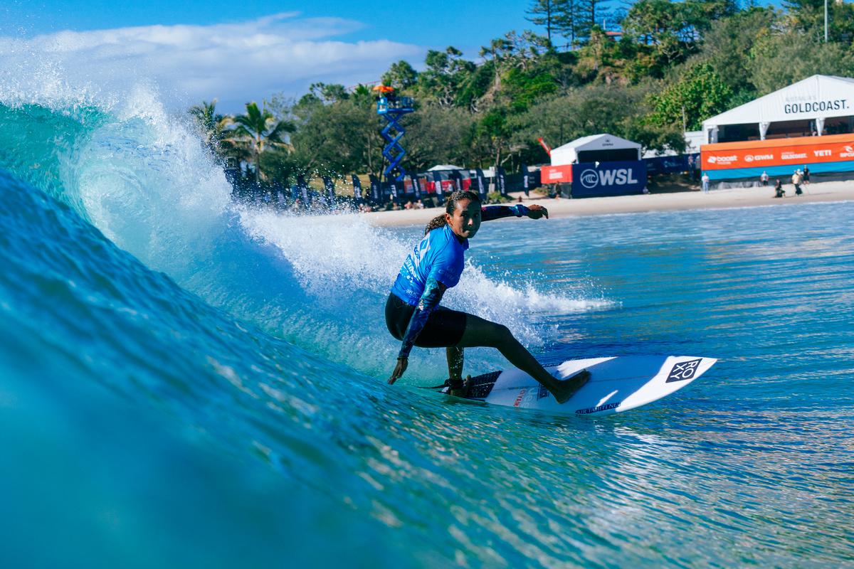 Vahine Fierro a livré un beau combat en quarts de finale face à l'Australienne, Sally Fitzgibbons. (photo : Andrew Shield/WSL)