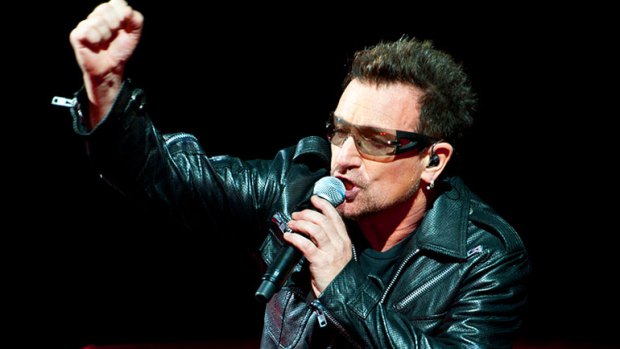 Le chanteur Bono privé de guitare