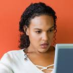 USA: les réseaux sociaux génèrent un stress lié au "coût de la compassion"