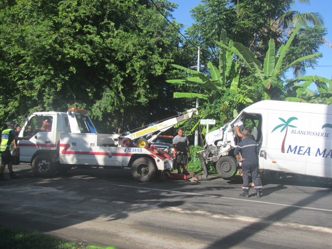 Le 2e suit quelques instants plus tard