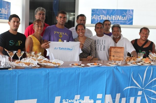 Kayak – Hiromana Florès, nouvel ambassadeur d’Air Tahiti Nui.