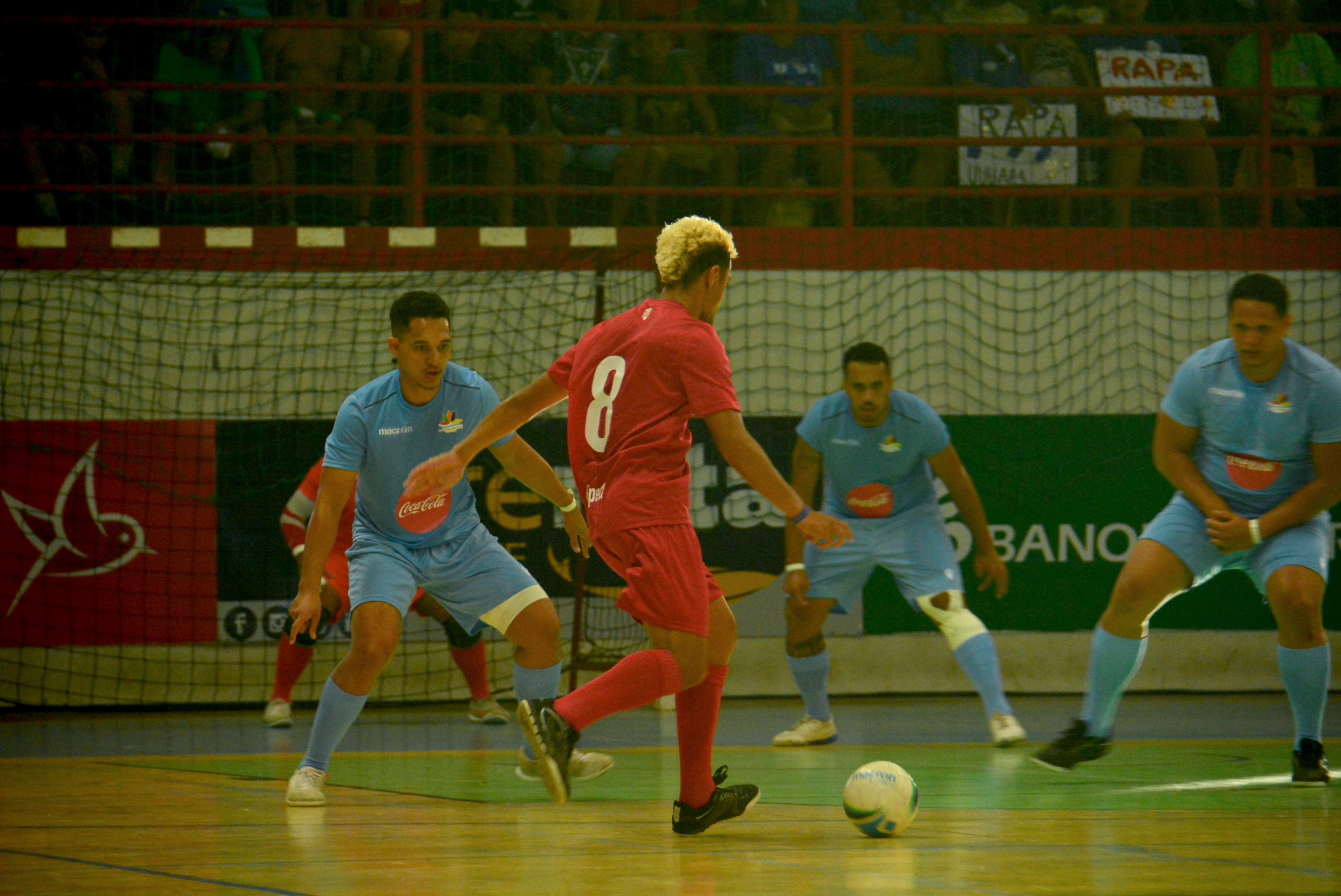 Les joueurs de la Mission ont été vaillants ce samedi en finale face aux assauts répétés de Rapa.