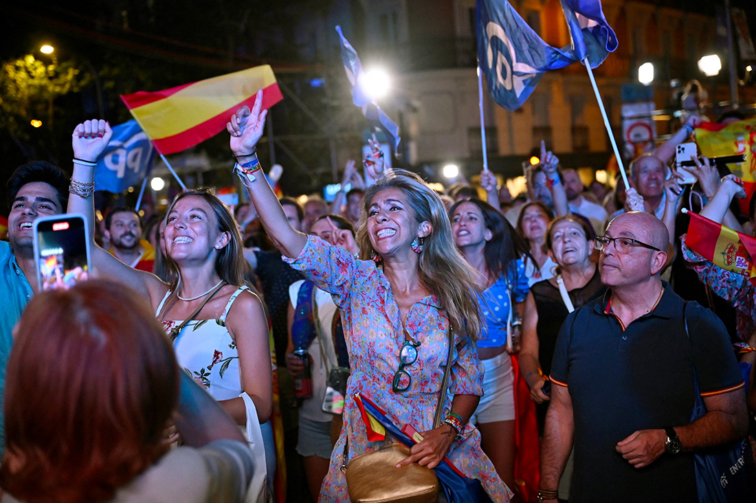 Sin mayoría tras las elecciones parlamentarias, España se enfrenta a dolores de cabeza políticos