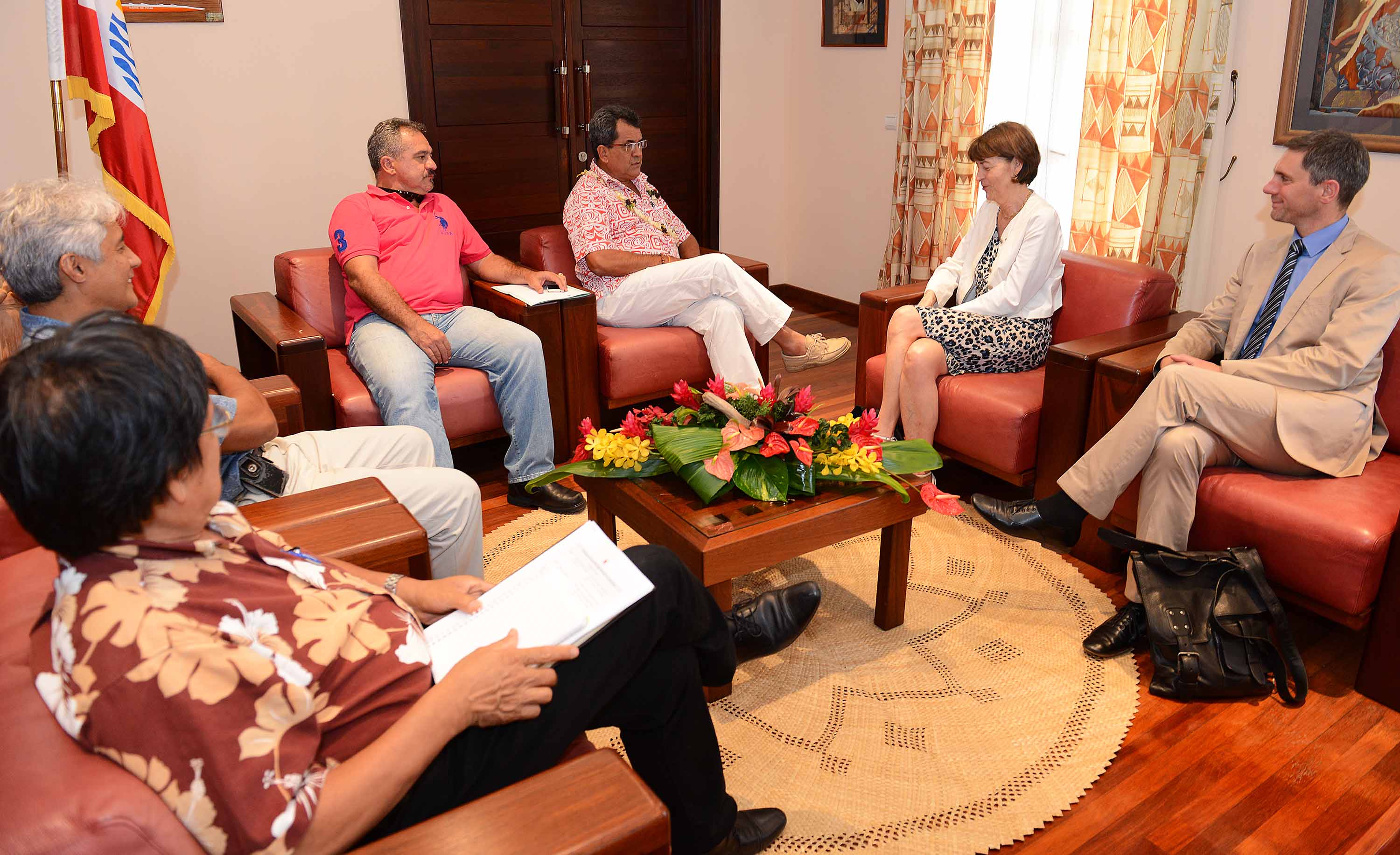 Mission en vue du classement par l’UNESCO : le Président reçoit deux rapporteurs du dossier Taputapuatea