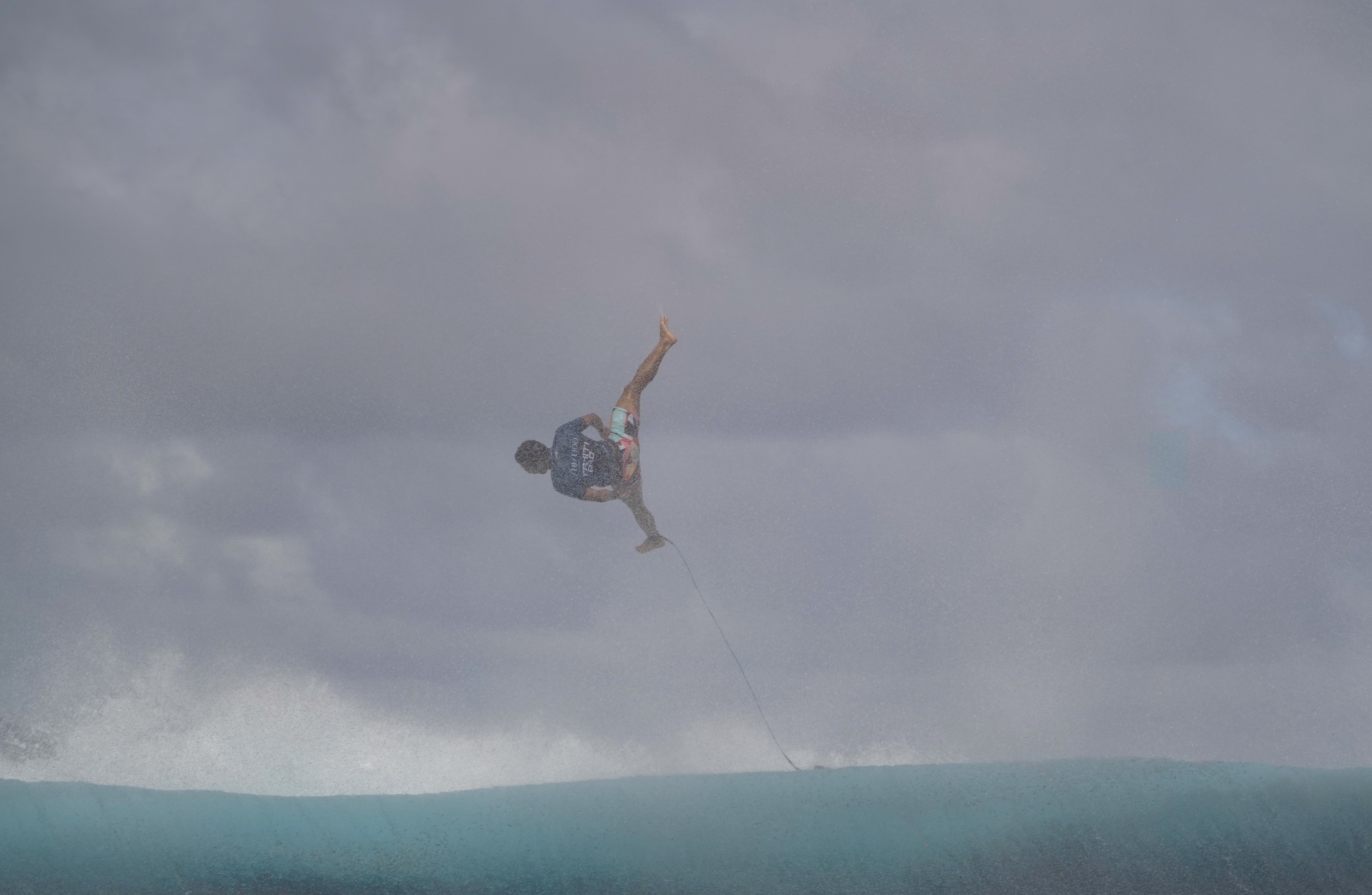 ​Kauli Vaast et Mihimana Braye montent dans le quart