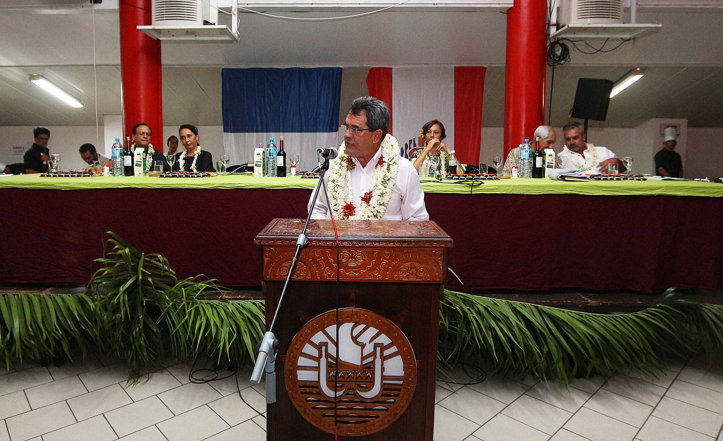 632 personnes au dîner-débat avec le gouvernement