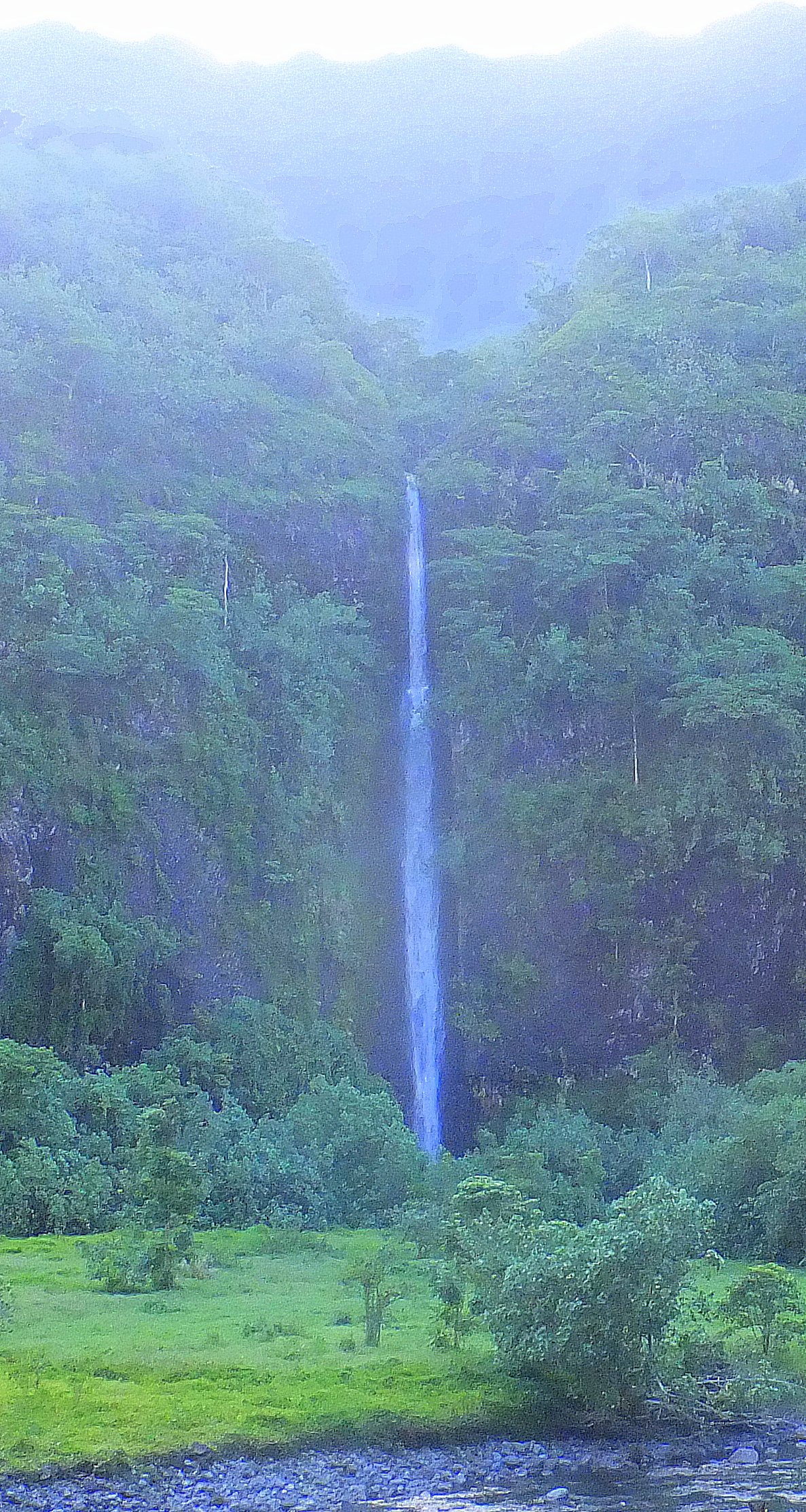 Cascade la Vaiharuru à Papeno'o.