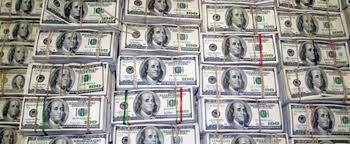 Elle trouve 10 millions de dollars sur son compte en banque