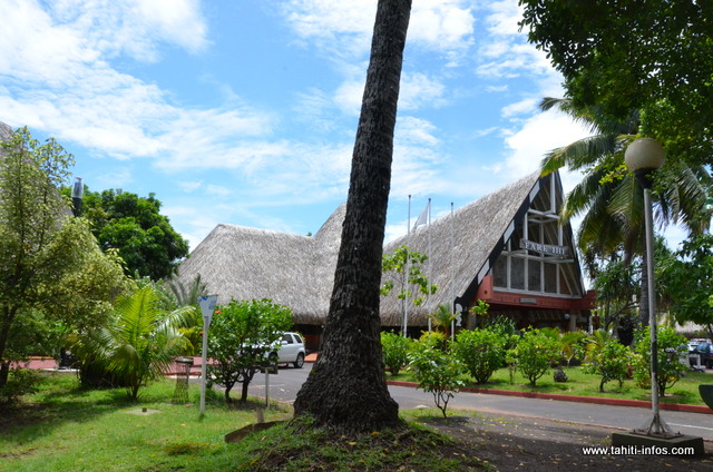 Faa'a indemnise un agent licencié pendant sa détention