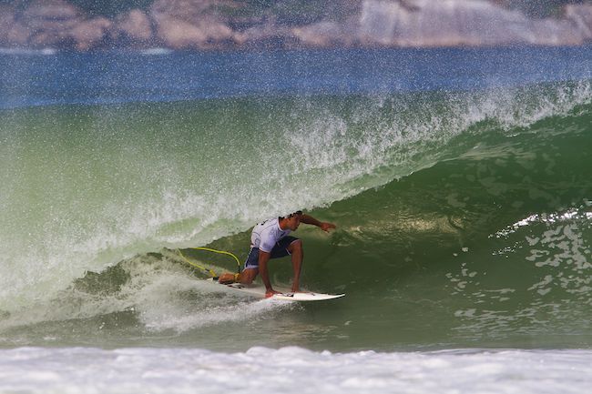 Surf – Michel Bourez : C’est parti pour la saison 2015 : Interview.