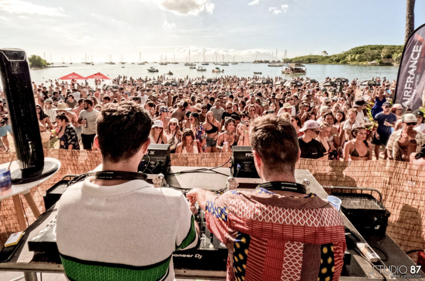 La beach party 2022 de Studio 87 a accueilli près de 2 000 personnes.