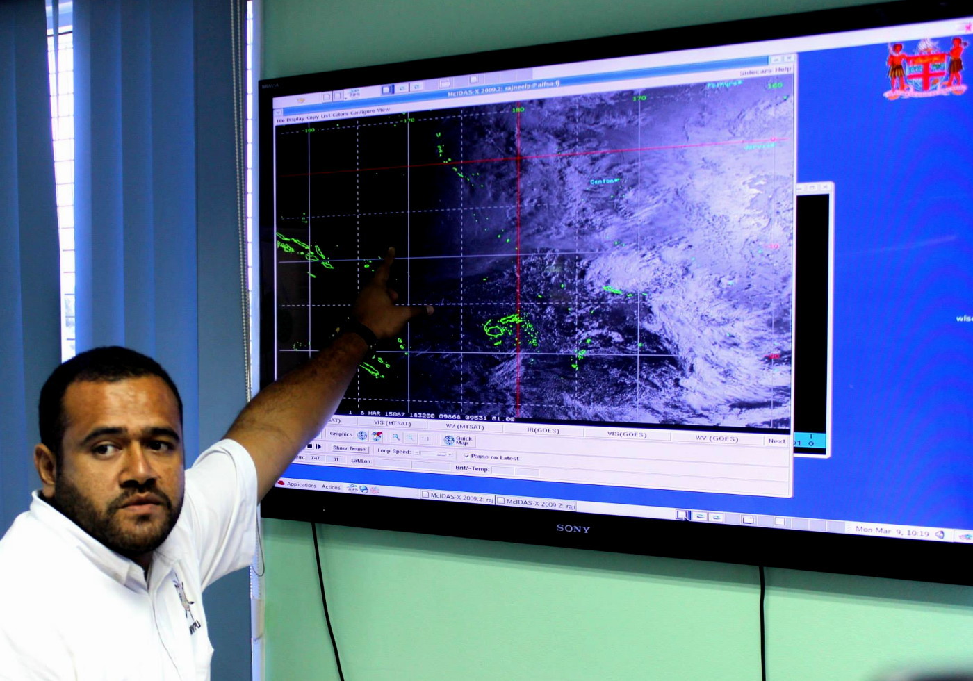L’inquiétant cyclone « Pam » se forme entre Fidji et Vanuatu