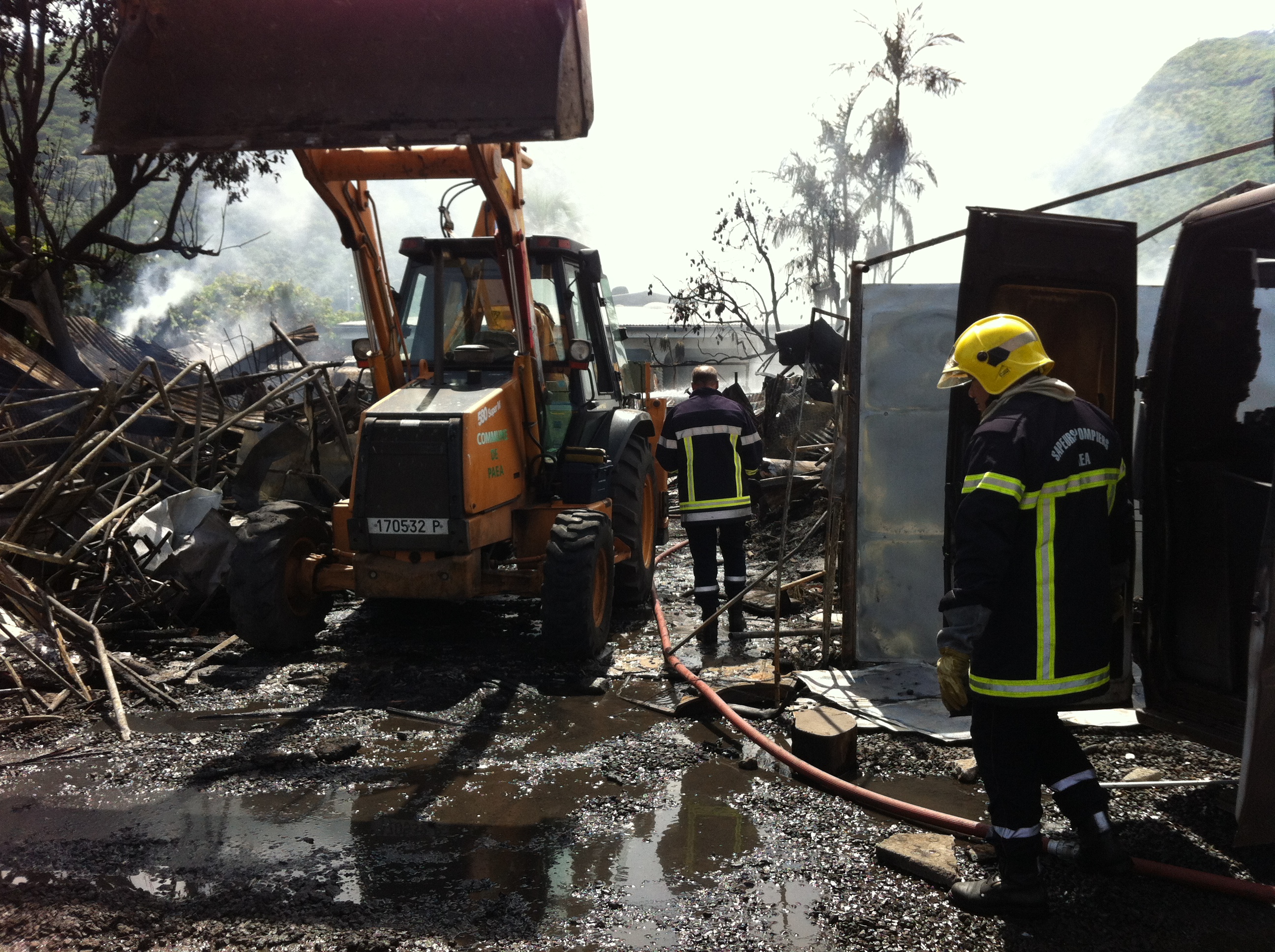 Un mort dans l'incendie de la roulotte de Paea (MàJ)