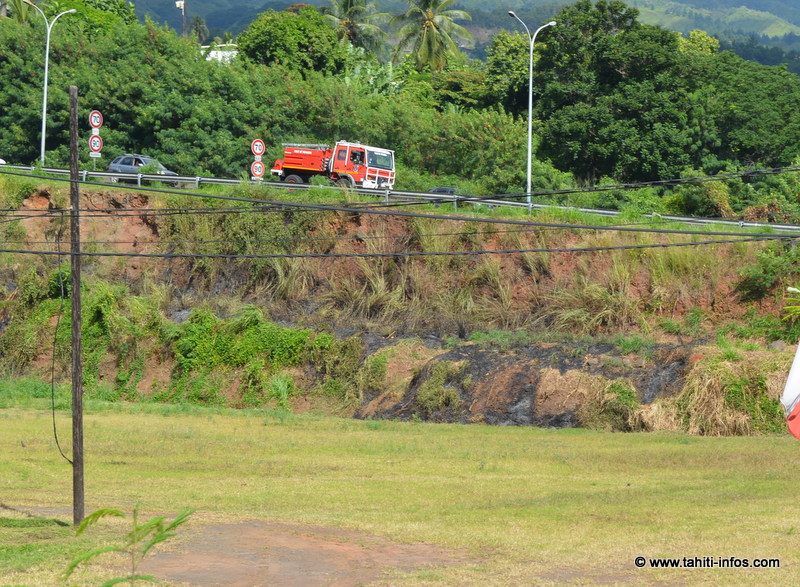 Un feu de broussailles ralentit la RDO cet après-midi