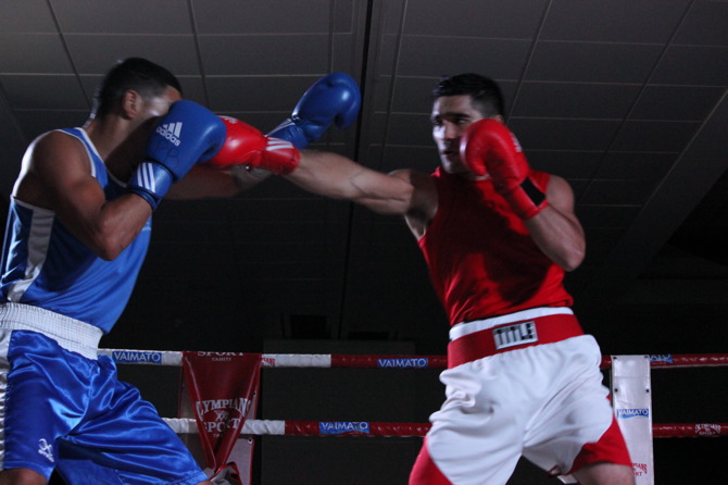 Boxing Explosion « Boxing Explosion 4 »: Tahiti/NZ, 1 partout