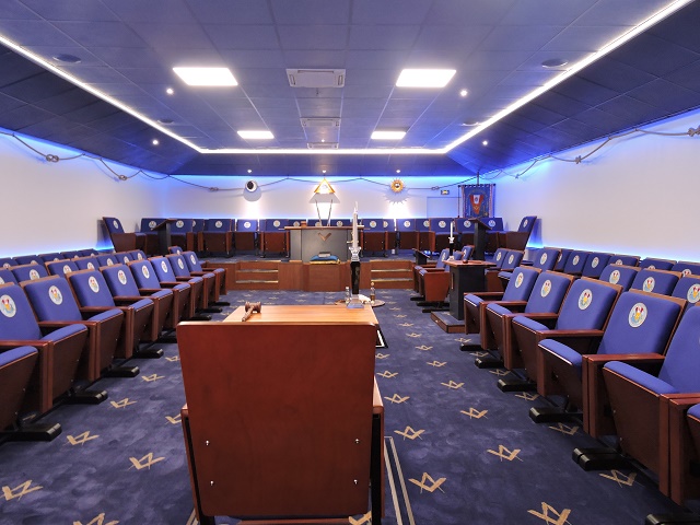 Visite guidée de la Grande Loge régulière de Tahiti