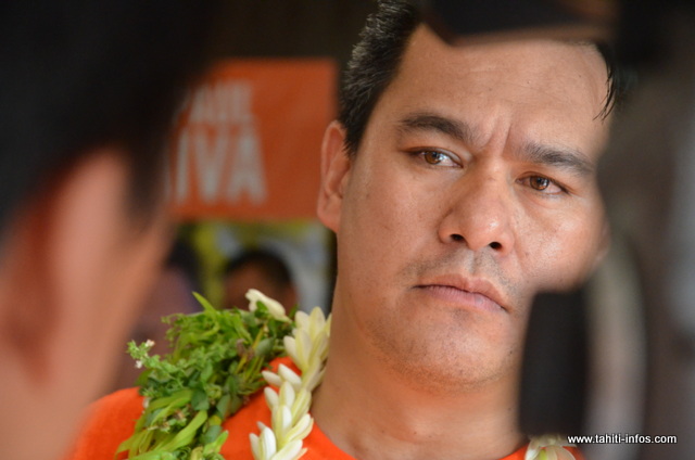Jean-Paul Tuaiva, le 28 février 2014 durant la campagne pour les élections municipales à Punaauia