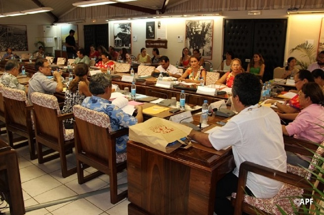 Vendredi 27 mars, la commission de l'économie et des finances de l'assemblée de Polynésie a rédigé et approuvé cinq amendements qui modifient profondément le texte de la convention (Photo APF).