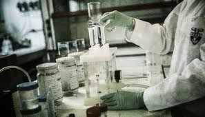 Médicaments: enquête ouverte sur liens entre labos et experts