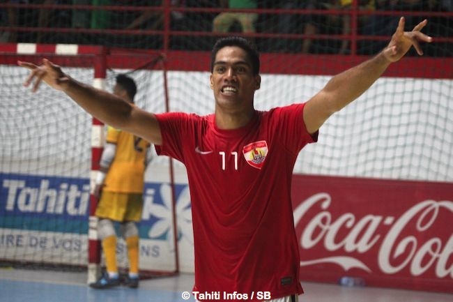Tane Tave marque les 2 premiers buts tahitiens
