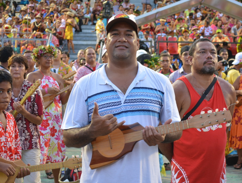 Ukulele : le Guinness book valide le record du monde des Tahitiens