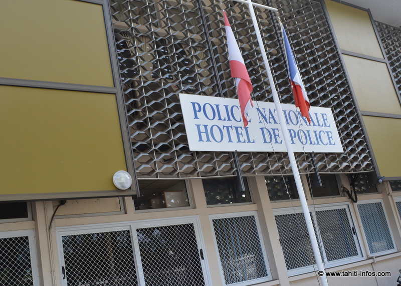 Prostitution : il rabattait des mineures sur Facebook