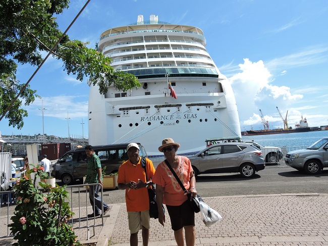 Le Radiance of the Seas et ses 2073 passagers (et 859 membres d'équipage), de la compagnie Royal Carribean International était à quai à Papeete ce mardi.