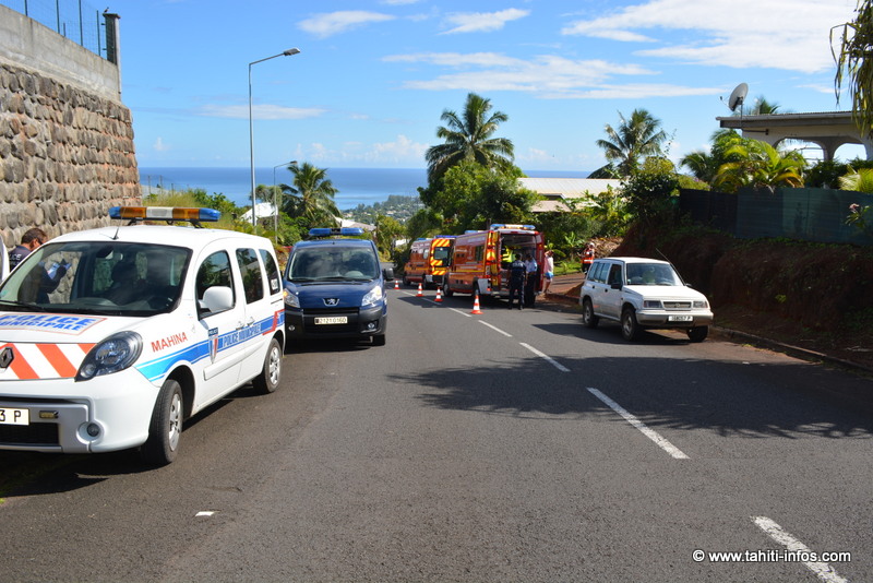 Mahina : Les freins du camion-poubelle lâchent, deux éboueurs blessés