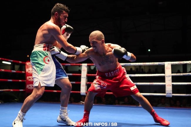 Karihi Tehei gagne aux points au terme des 10 rounds.