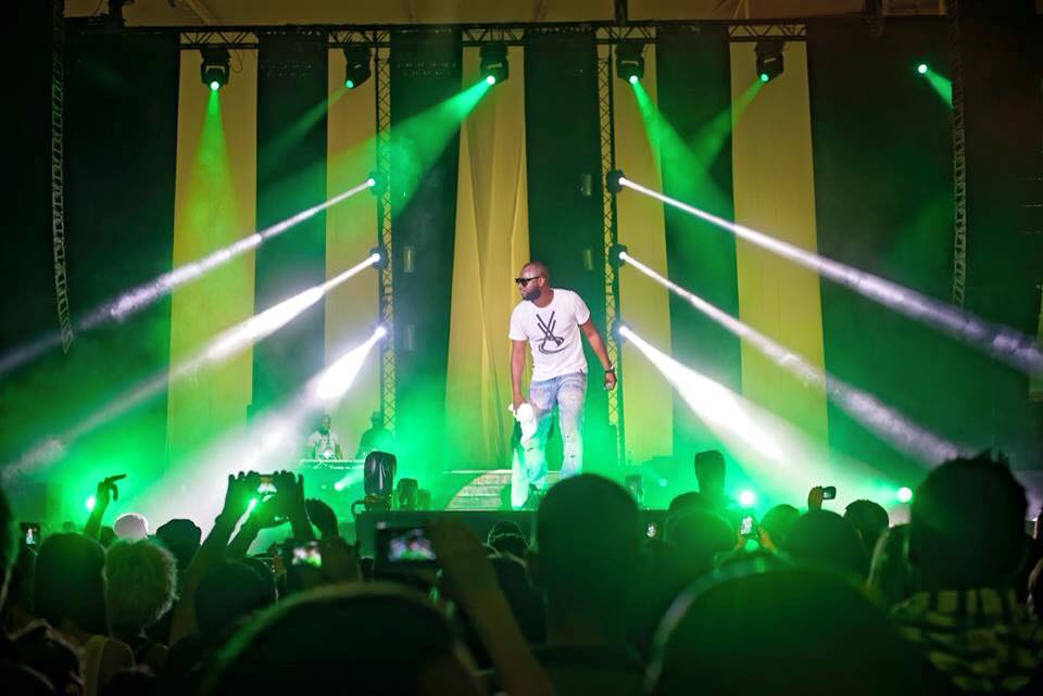 Lors du concert samedi à Nouméa.