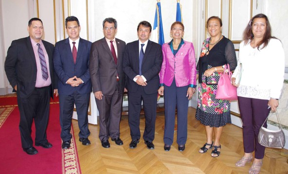 Edouard Fritch et les parlementaires polynésiens reçus par la ministre des Outre-mer