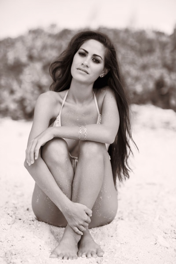 Miss Tahiti 2015 : Les photos des candidates à la plage