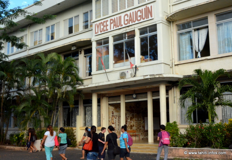 La proviseure du lycée Gauguin devra être maintenue dans ses fonctions