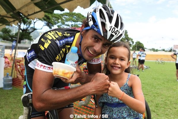 Manarii Laurent a arraché la victoire pour sa mère et sa fille