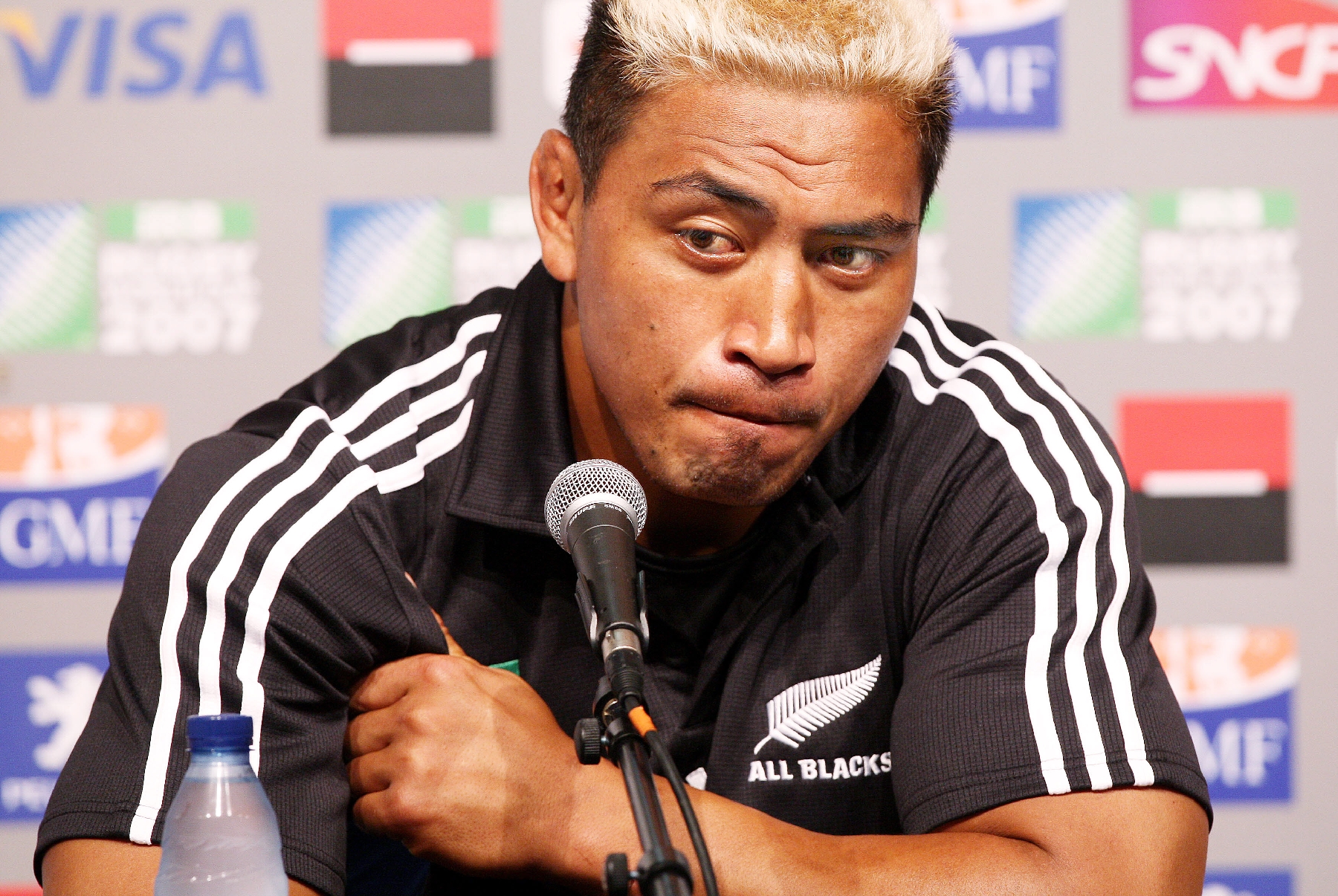 Rugby: mort brutale du All Black Jerry Collins, déménageur de l'extrême