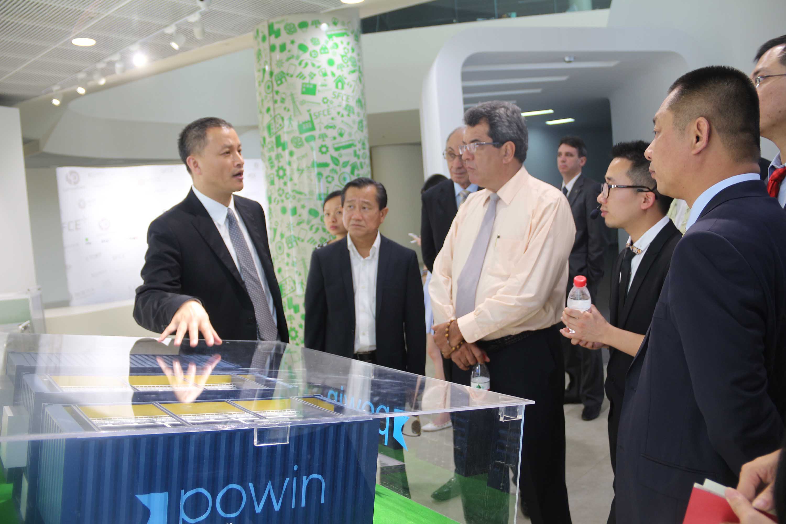 Chine :  la délégation polynésienne informée sur les énergies vertes