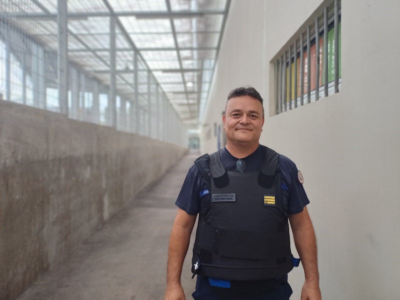 Mickael Lucas, responsable du travail, de la formation professionnelle et des activités au centre de détention de Tatutu.