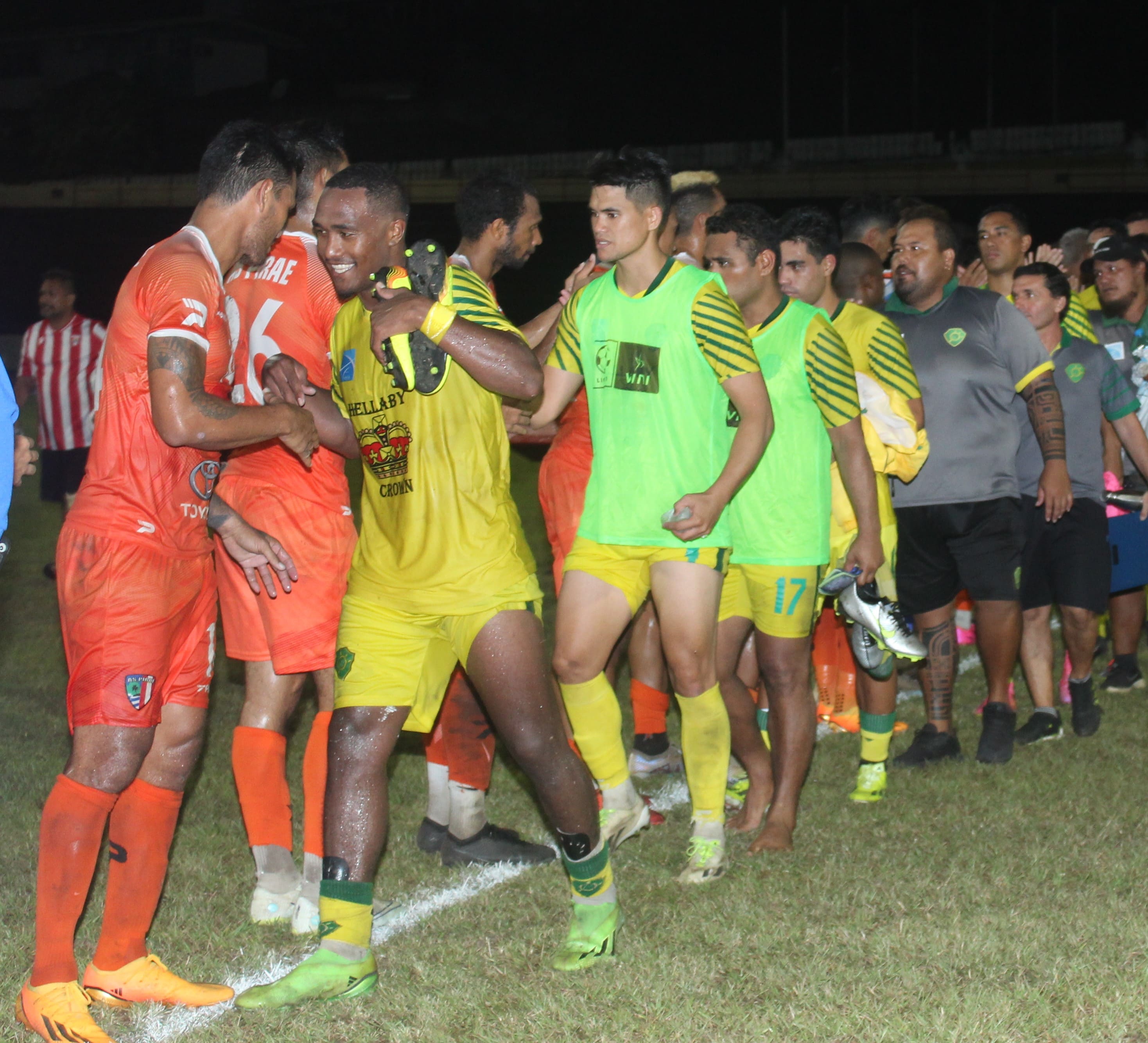 Le score (1-1) semblait satisfaire les deux équipes témoin le sourire d’Eddy Kaspard (Tefana) car ça leur laisse toutes leurs chances au match retour vendredi soir à Pater.