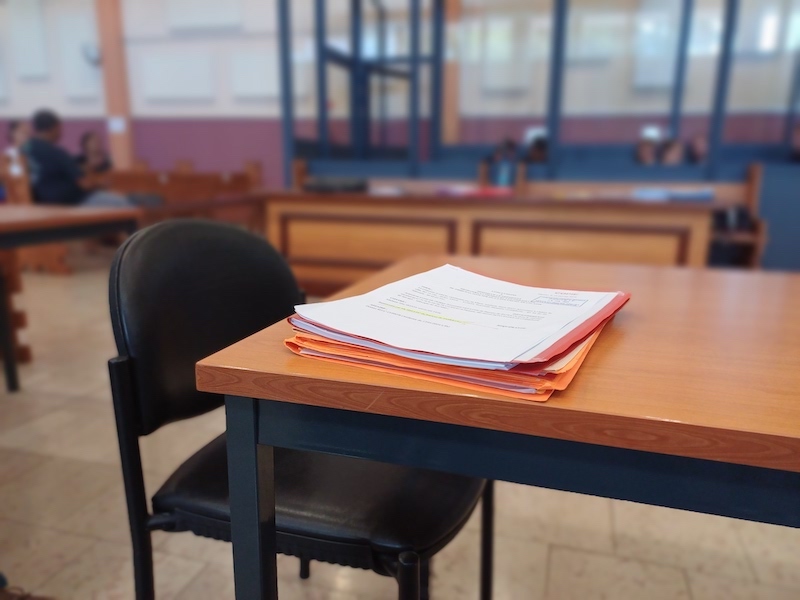 18 mois ferme pour l'oncle incestueux