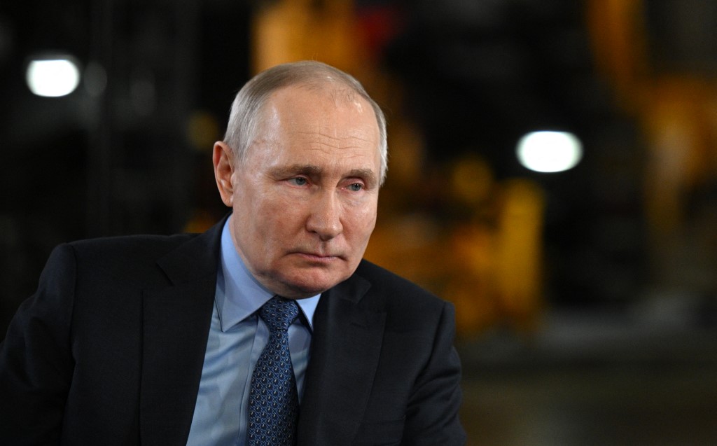 Russie : Poutine triomphalement réélu après une présidentielle sur mesure
