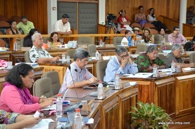 La machine Tapura en ordre de marche à l'Assemblée