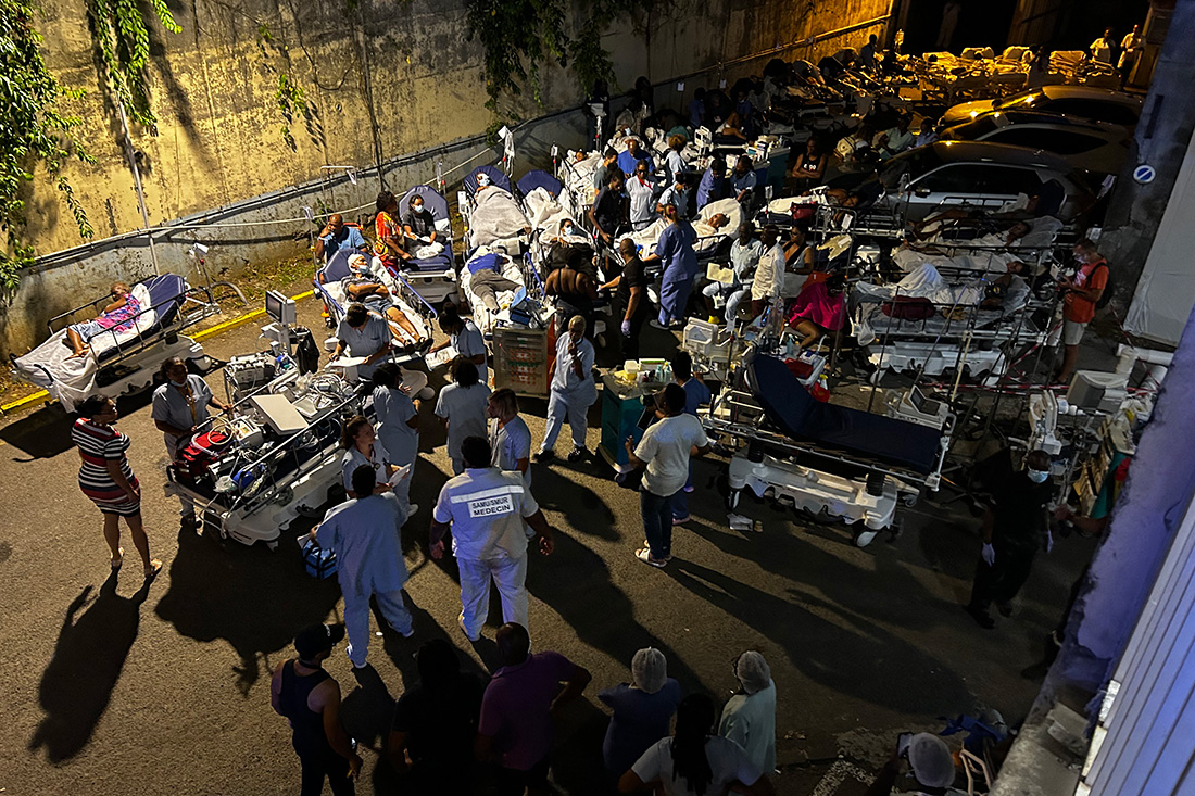 Crédit Handout / SDIS 971 / AFP