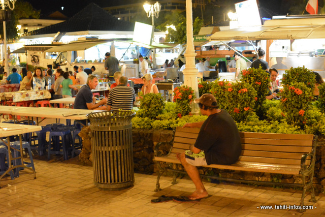 Des incivilités qui se multiplient place Vaiete et font progresser le sentiment d'insécurité. La DSP rappelle que les victimes ne doivent pas hésiter à appeler le 17 pour les prévenir.