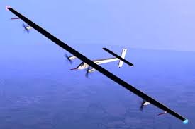 Solar Impulse à mi-chemin entre le Japon et Hawaï, front froid franchi