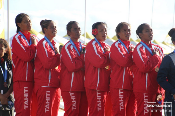 PNG 2015 « Va’a – Day 1″ : Quatre médailles d’or pour Tahiti