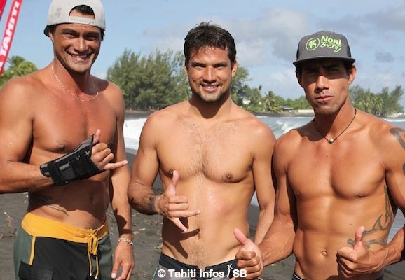 Michel Bourez, un bel exemple de réussite pour les jeunes polynésiens, tout comme Georges et Hira.