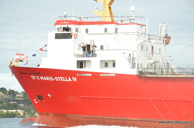 Arrivée festive du Saint Xavier Maris-Stella IV