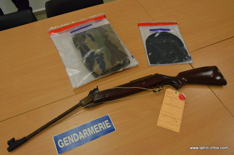 Les effets saisis par la gendarmerie sur indication de Vaianui, après le braquage de la roulotte pizzeria samedi soir.