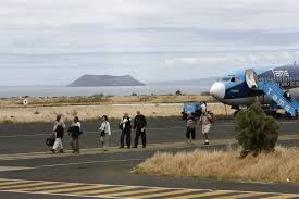 Au milieu des iguanes des Galapagos, un aéroport 100% vert