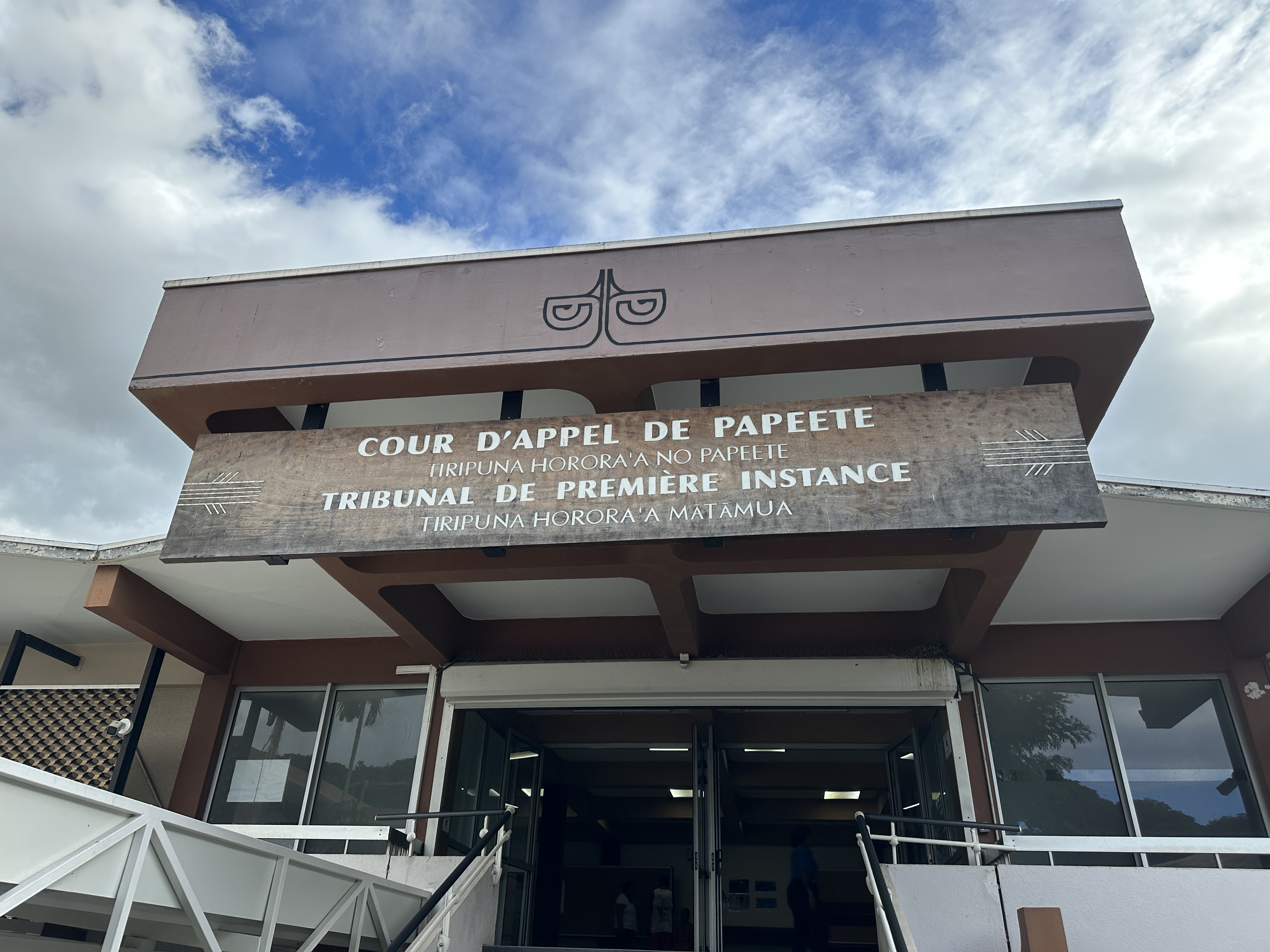 Des excuses qui ne passent pas